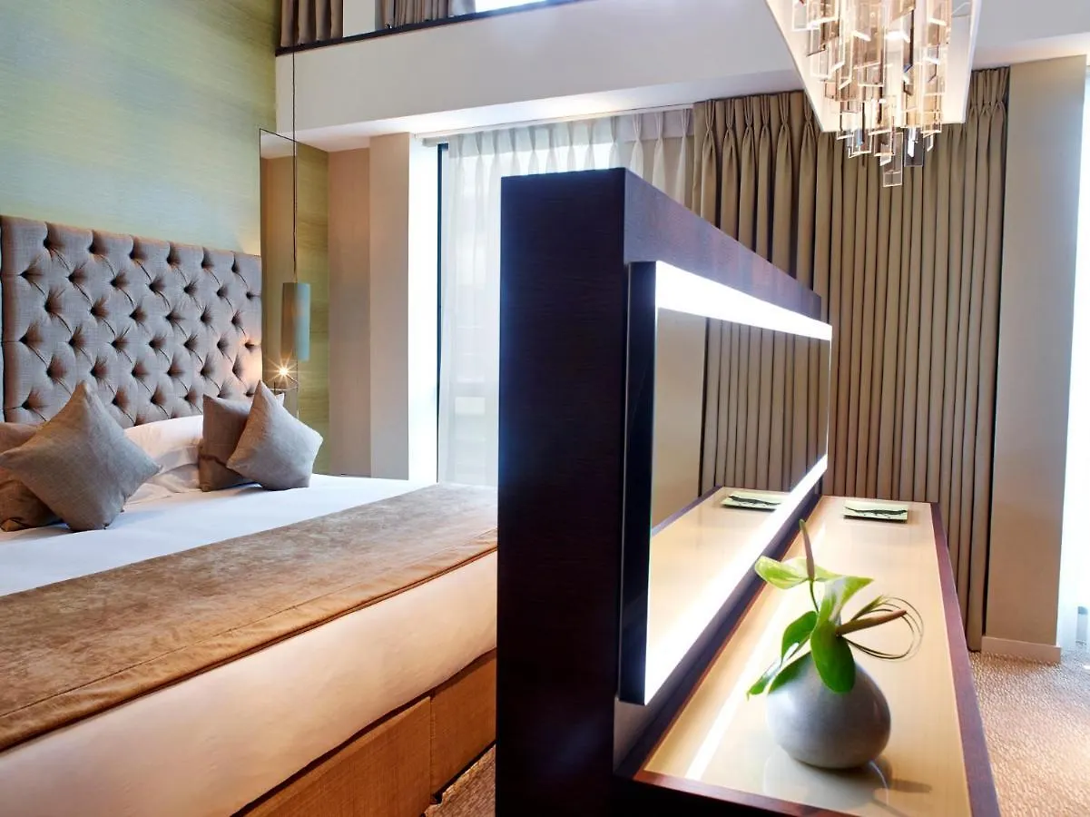 *****  Cheval Three Quays At The Tower Of London Aparthotel United Kingdom