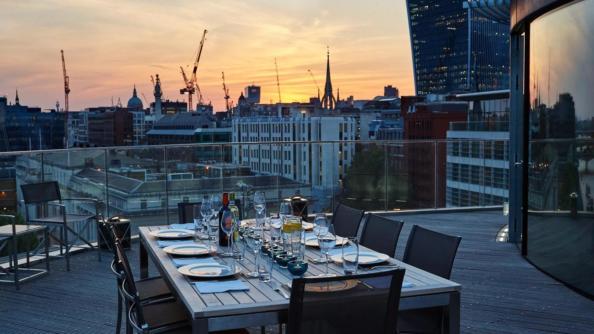 Cheval Three Quays At The Tower Of London Aparthotel United Kingdom