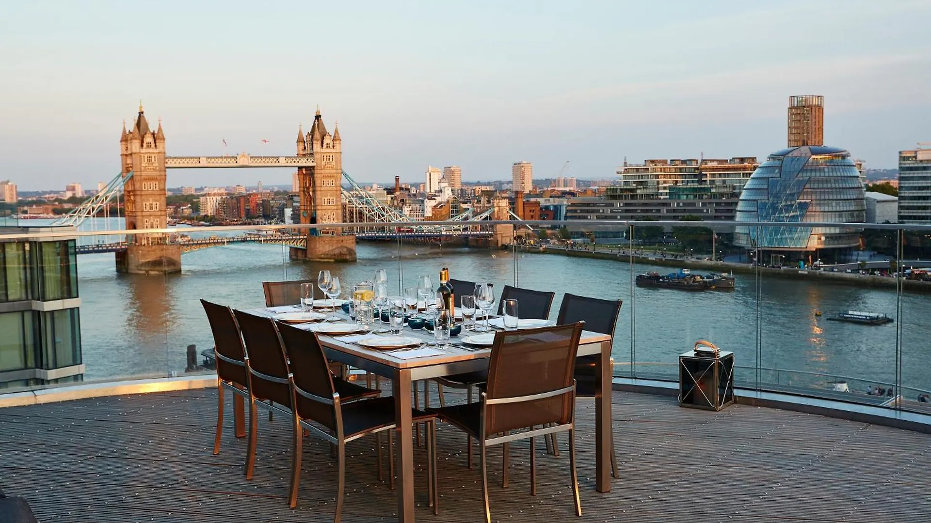 Cheval Three Quays At The Tower Of London Aparthotel 5*,  United Kingdom