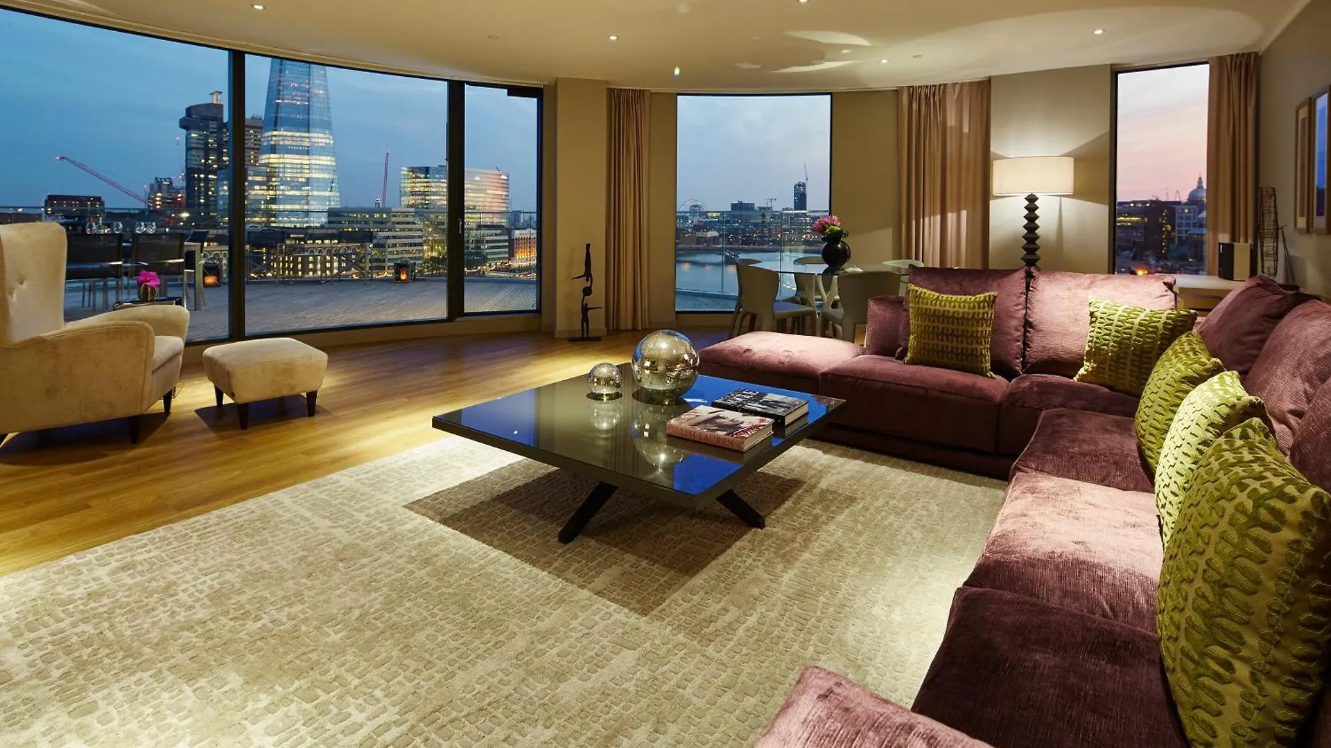Cheval Three Quays At The Tower Of London Aparthotel