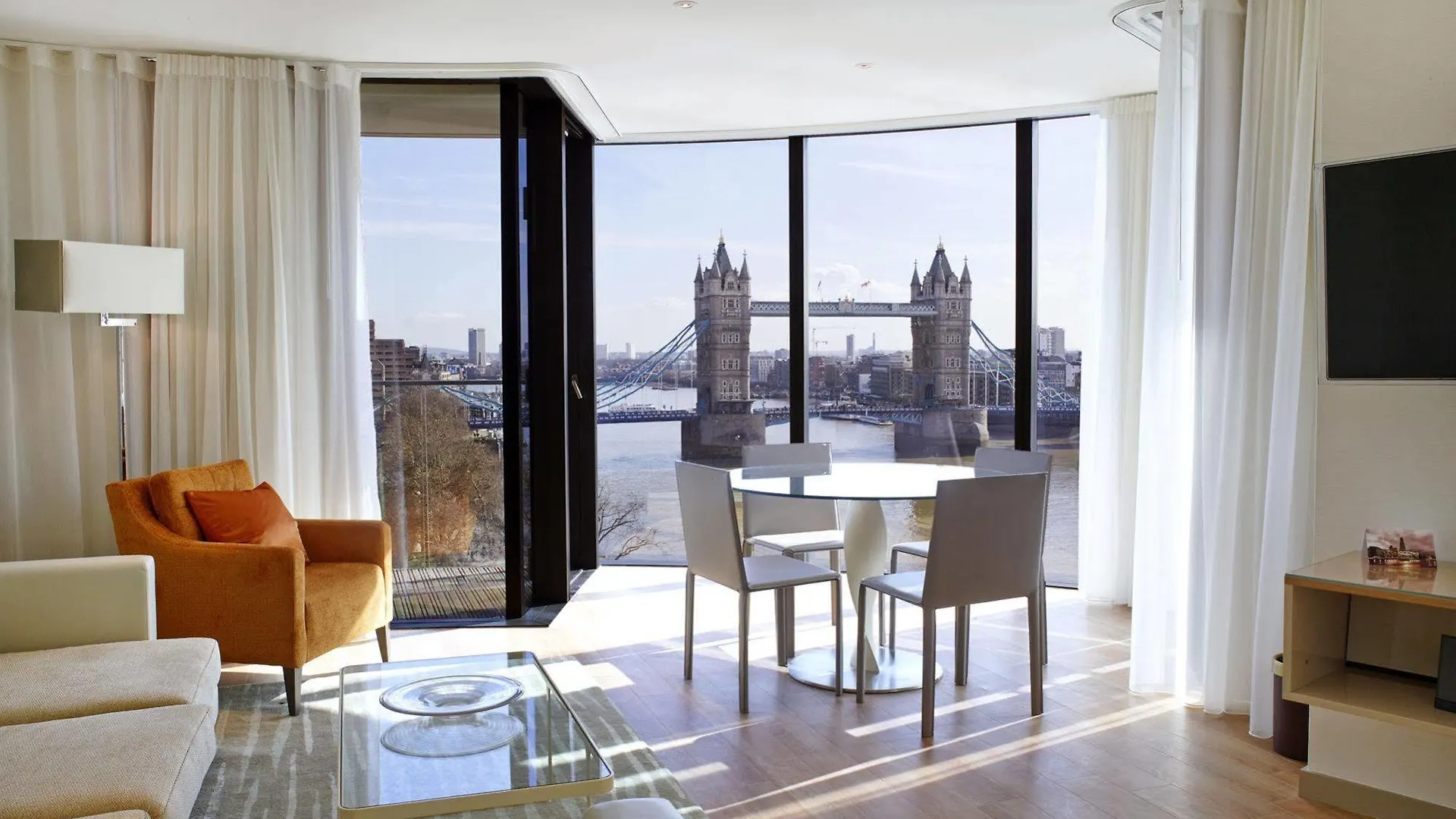 Cheval Three Quays At The Tower Of London Aparthotel